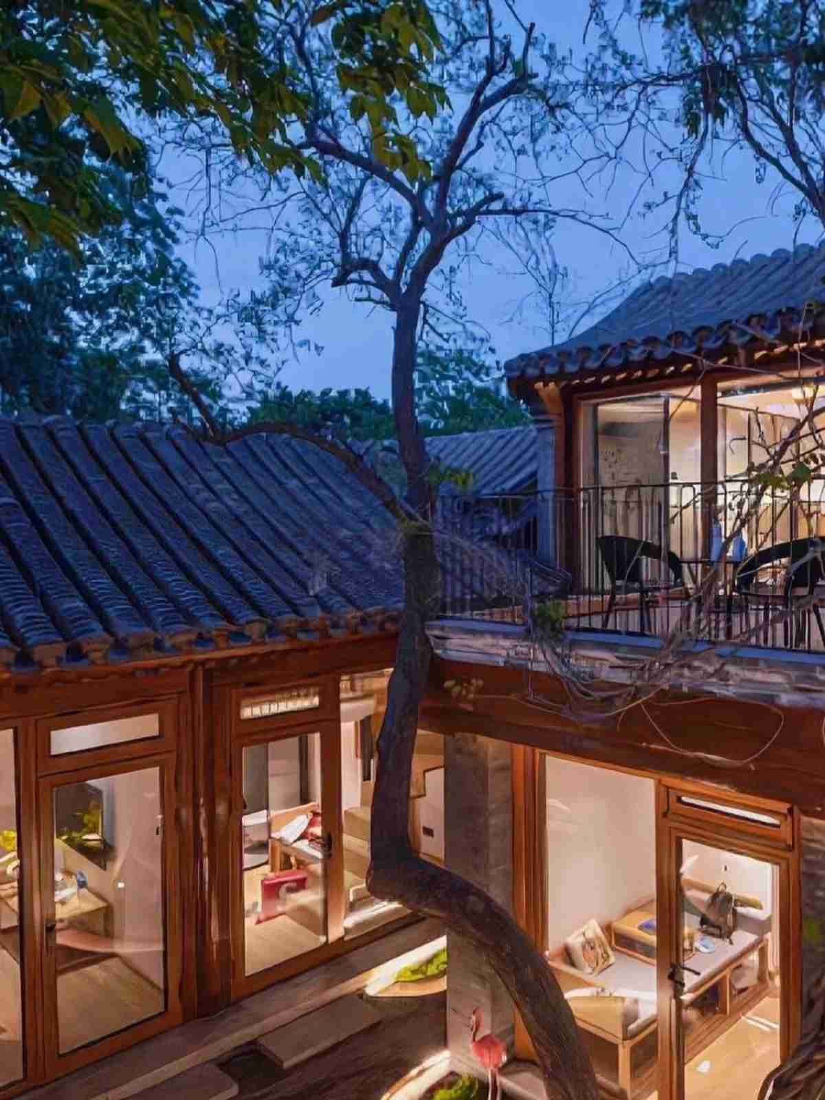 Manxin Beijing Qianmen Courtyard Hotels night view